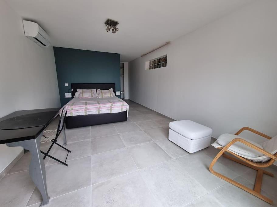 Maison A St Mitre Saint-Mitre-les-Remparts 外观 照片